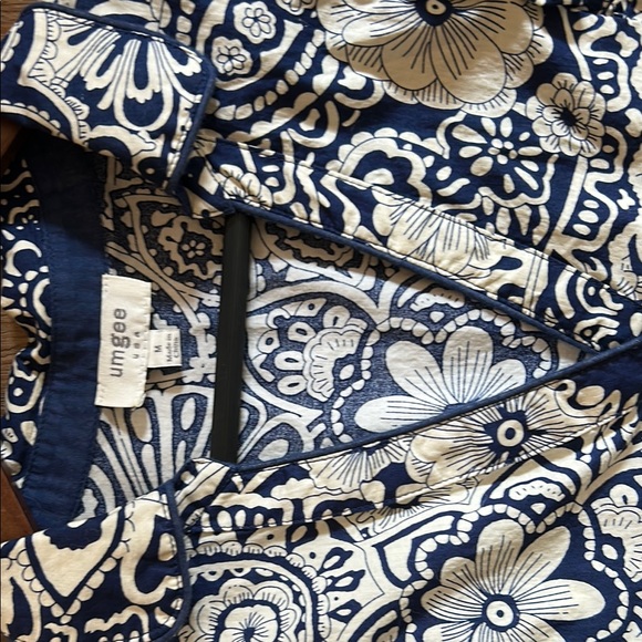 Umgee Black and White Midi Sundress with Flutter Sleeves - Picture 2 of 8